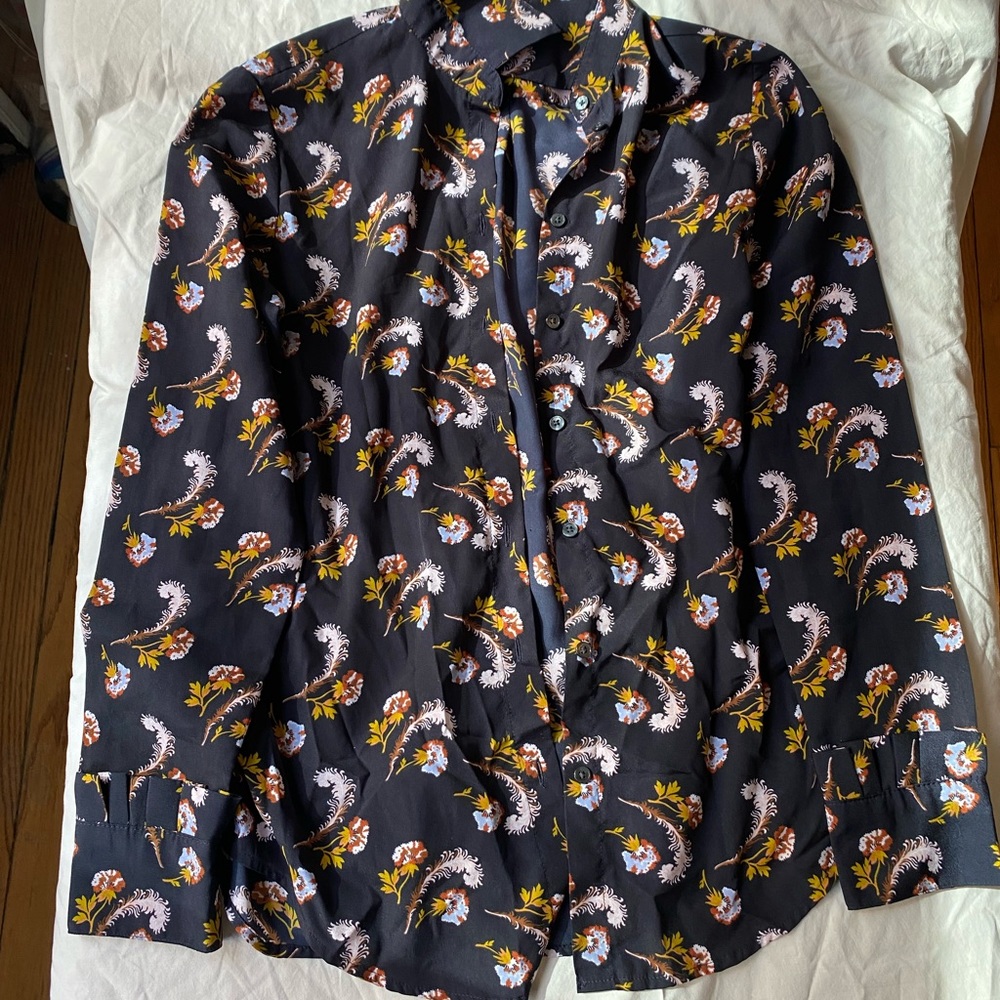 Banana Republic Dillon shirt w/ pattern.